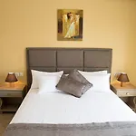 Dina Appartement Razáta