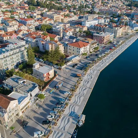 Διαμέρισμα Dina Ραζάτα