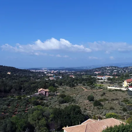 Διαμέρισμα Dina *